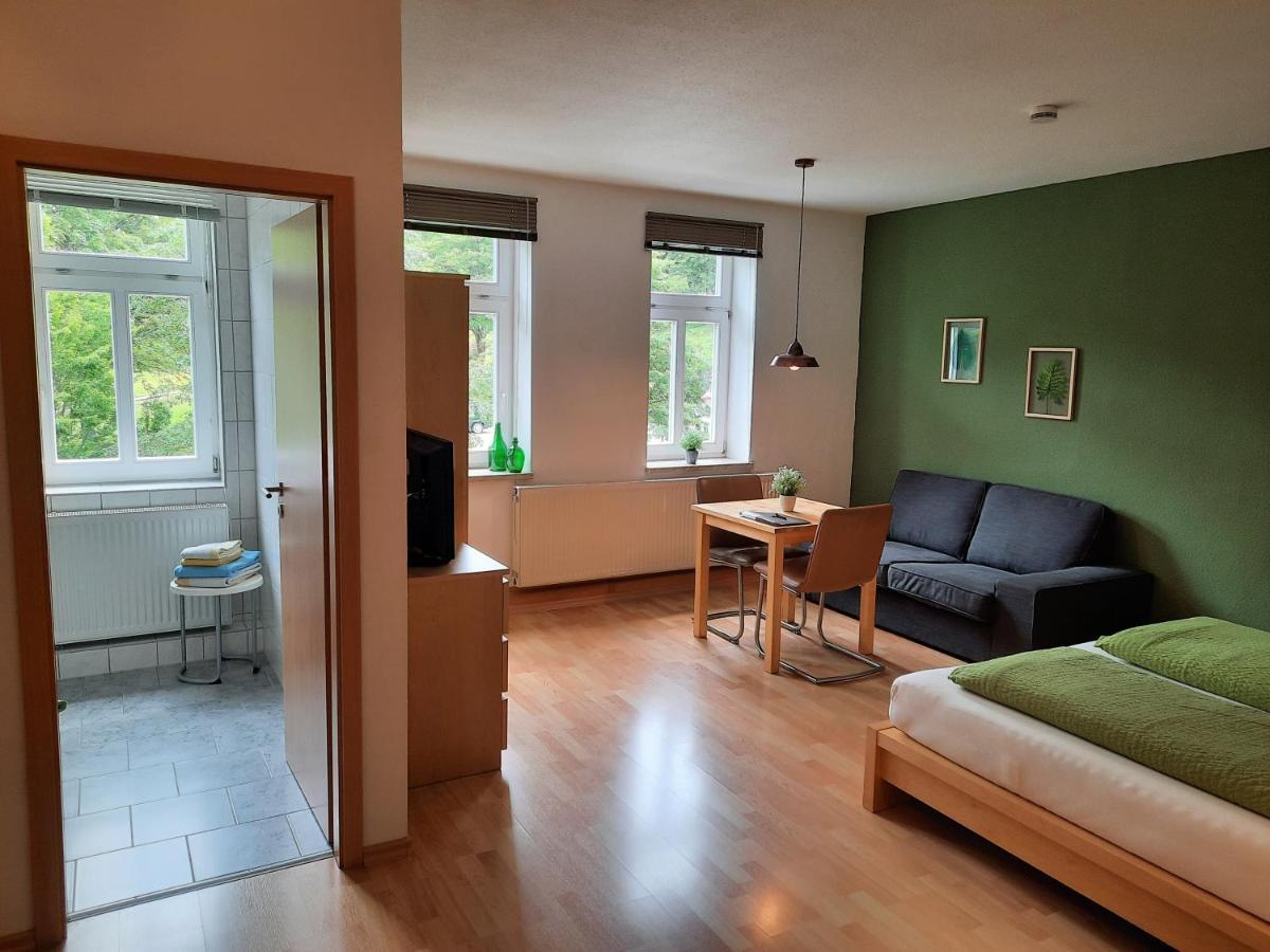 Apartments Und Bistro Zum Glasmacher Gehlberg Εξωτερικό φωτογραφία