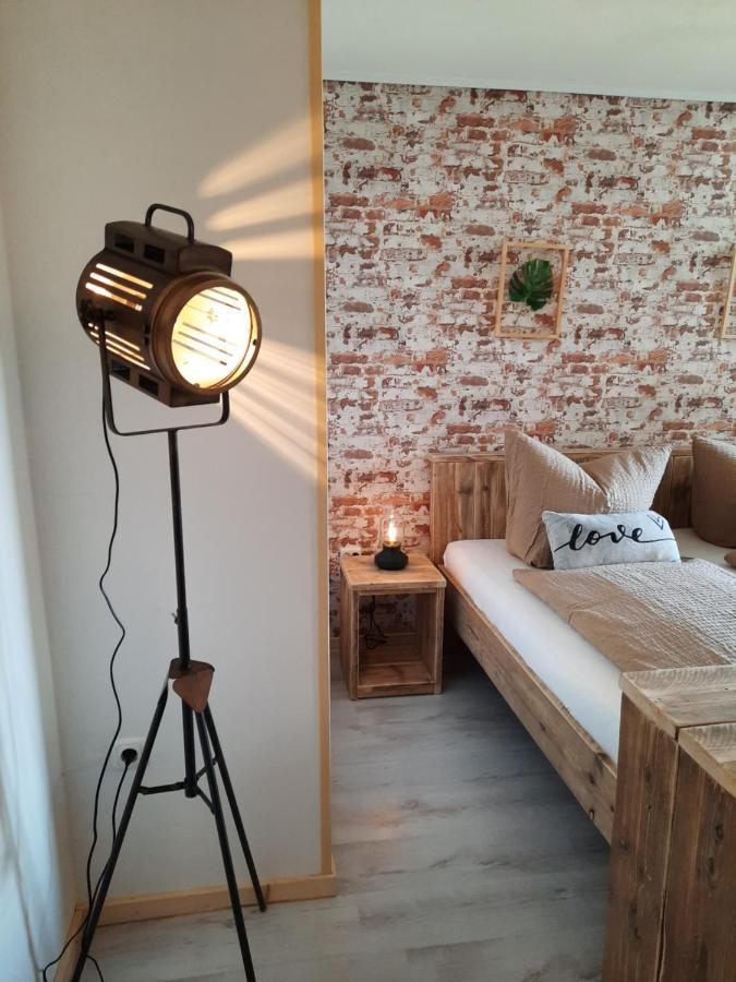 Apartments Und Bistro Zum Glasmacher Gehlberg Εξωτερικό φωτογραφία